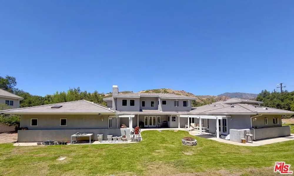 28342 Shadowland Circle Silverado, CA 92676