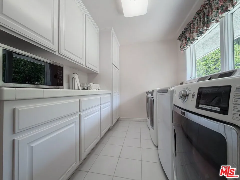 28342 Shadowland Circle Silverado, CA 92676
