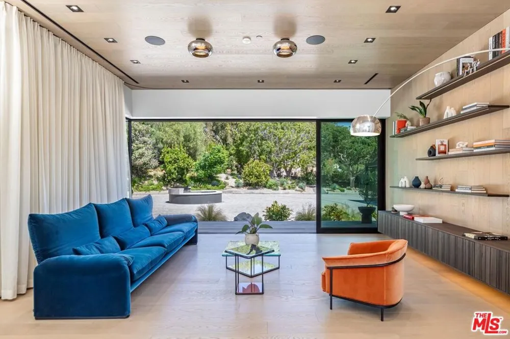 27715 Pacific Coast Highway Malibu, CA 90265