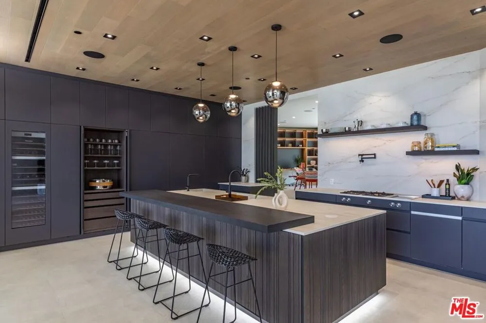 27715 Pacific Coast Highway Malibu, CA 90265