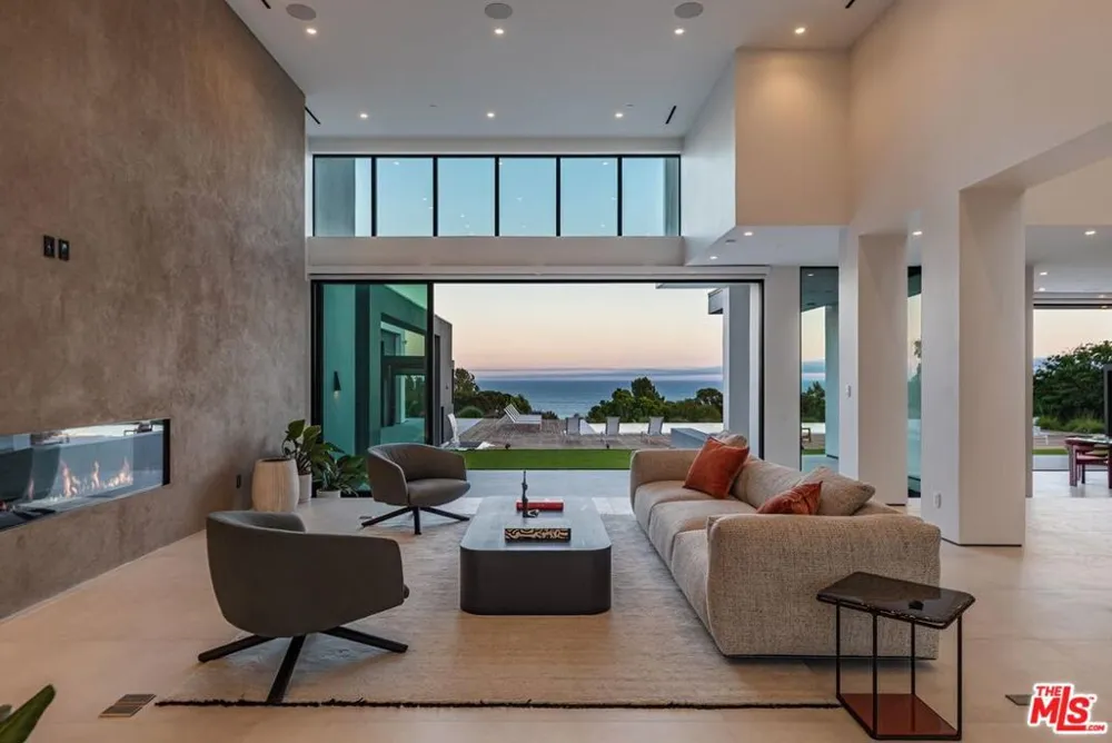 27715 Pacific Coast Highway Malibu, CA 90265
