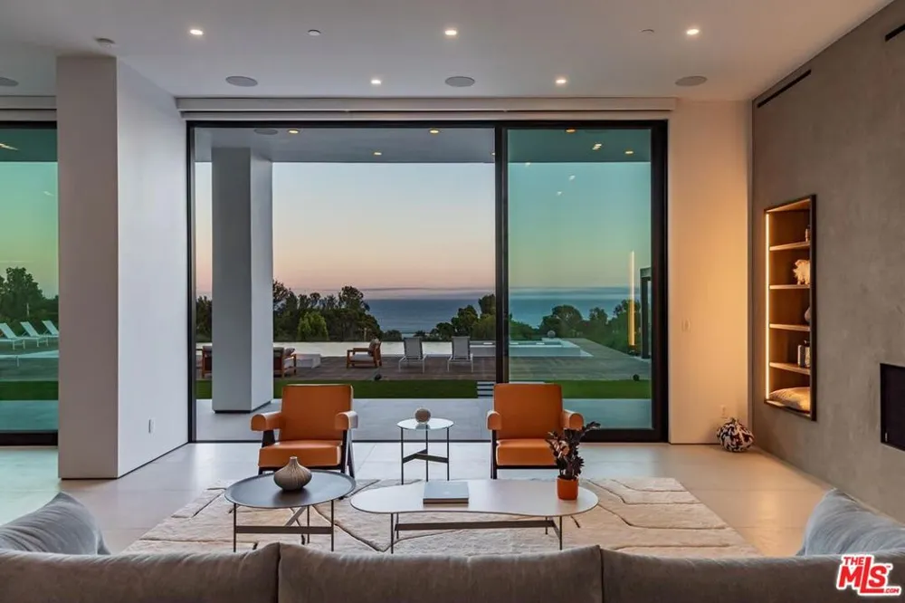27715 Pacific Coast Highway Malibu, CA 90265