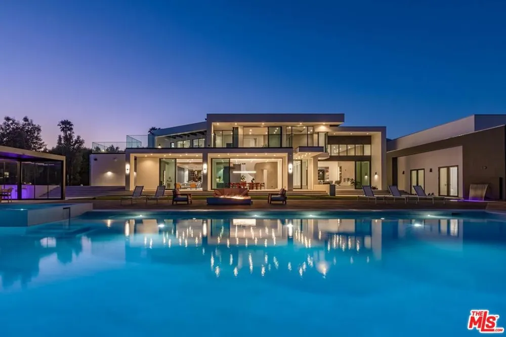 27715 Pacific Coast Highway Malibu, CA 90265