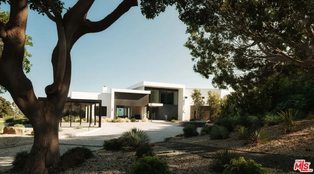 27715 Pacific Coast Highway Malibu, CA 90265