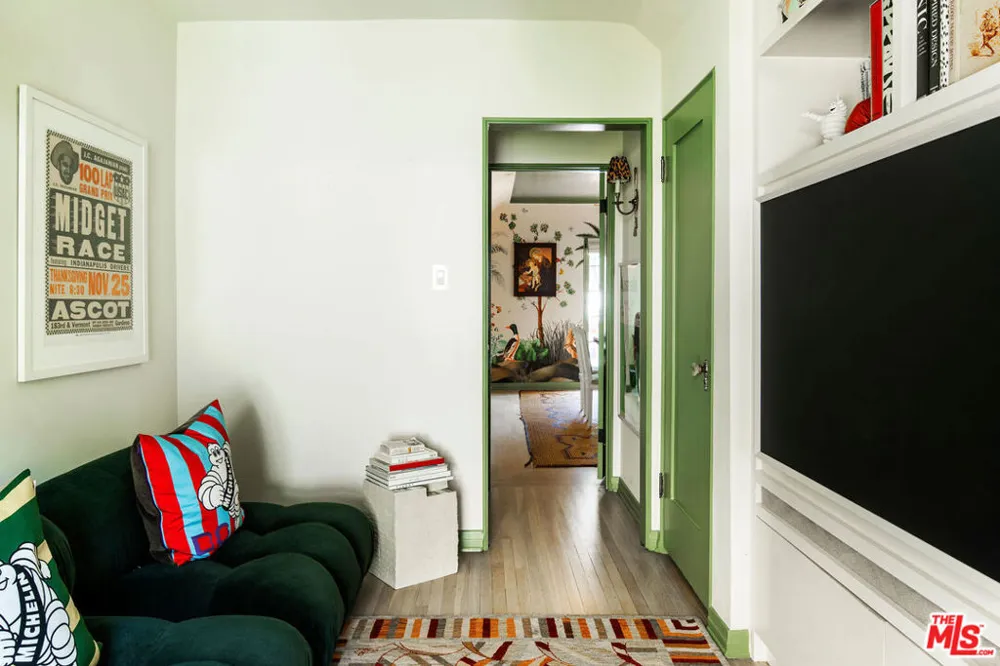 2351 Canyon Drive Los Angeles, CA 90068
