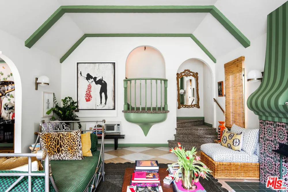 2351 Canyon Drive Los Angeles, CA 90068