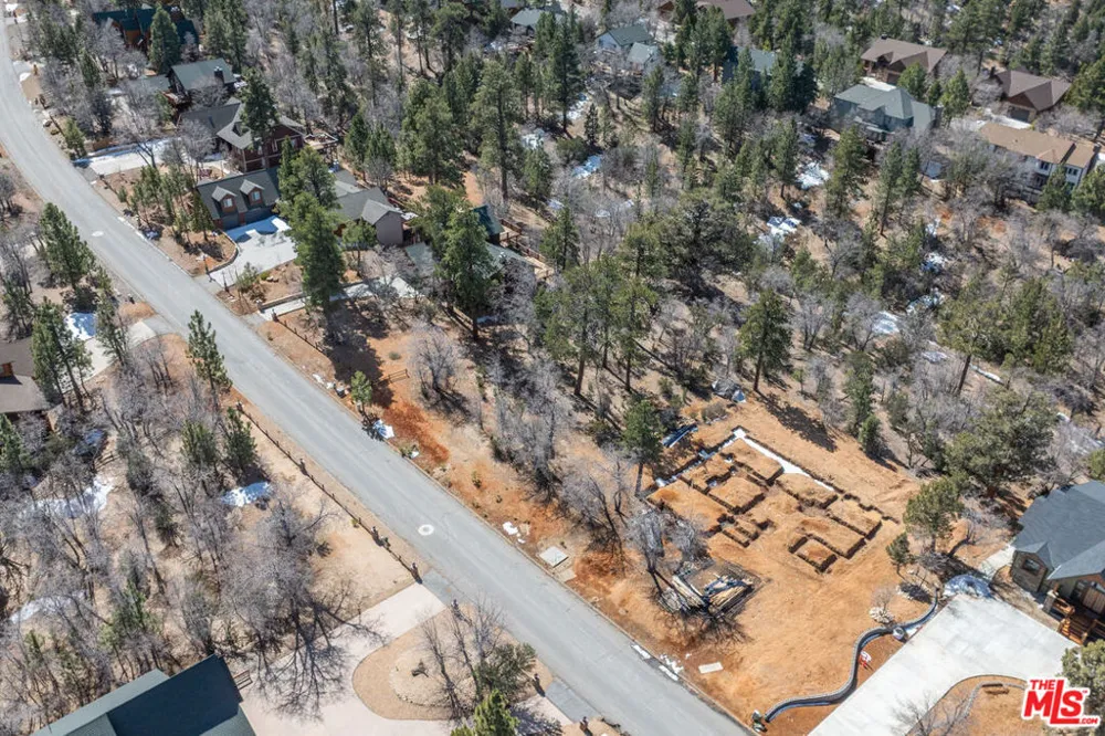 1603 Angels Camp Road Big Bear City, CA 92314