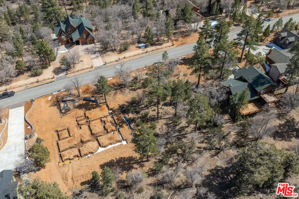 1603 Angels Camp Road Big Bear City, CA 92314