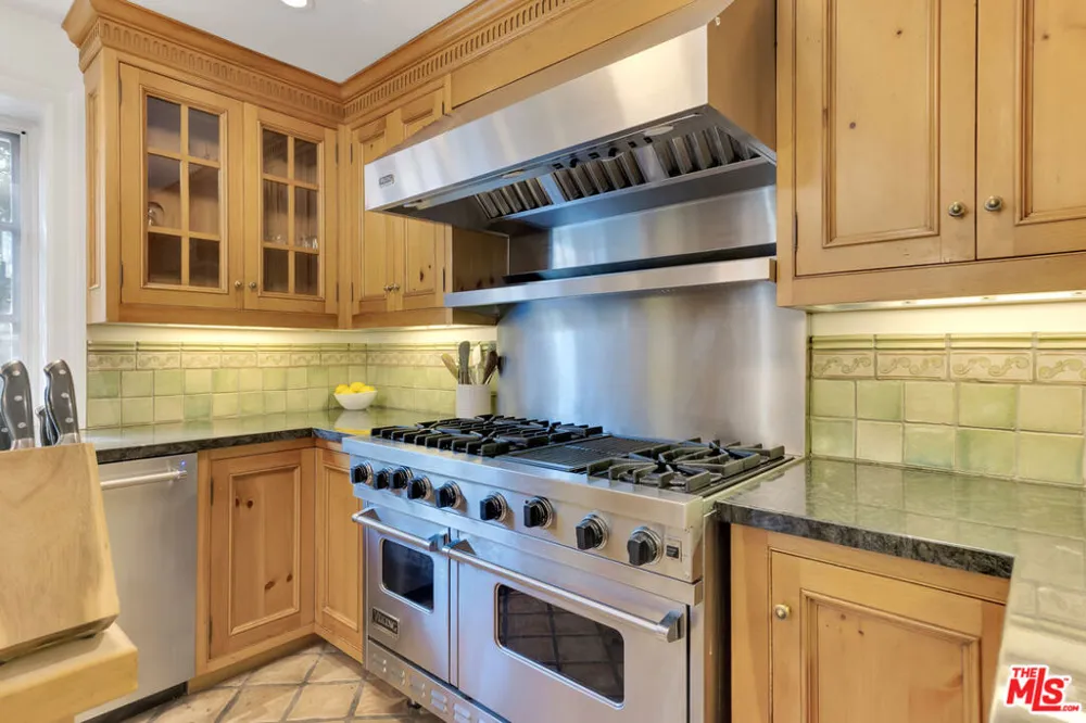 11951 Landale Street Studio City, CA 91607
