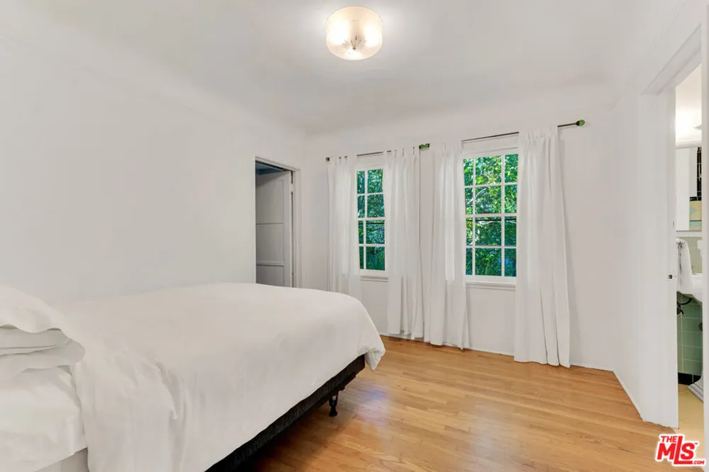11951 Landale Street Studio City, CA 91607