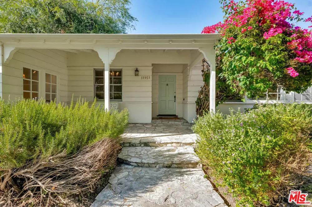 11951 Landale Street Studio City, CA 91607