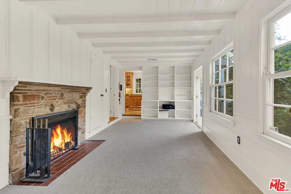 11951 Landale Street Studio City, CA 91607