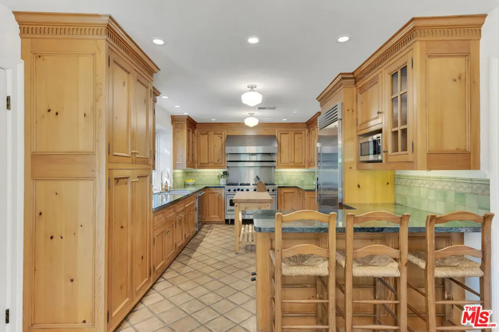 11951 Landale Street Studio City, CA 91607