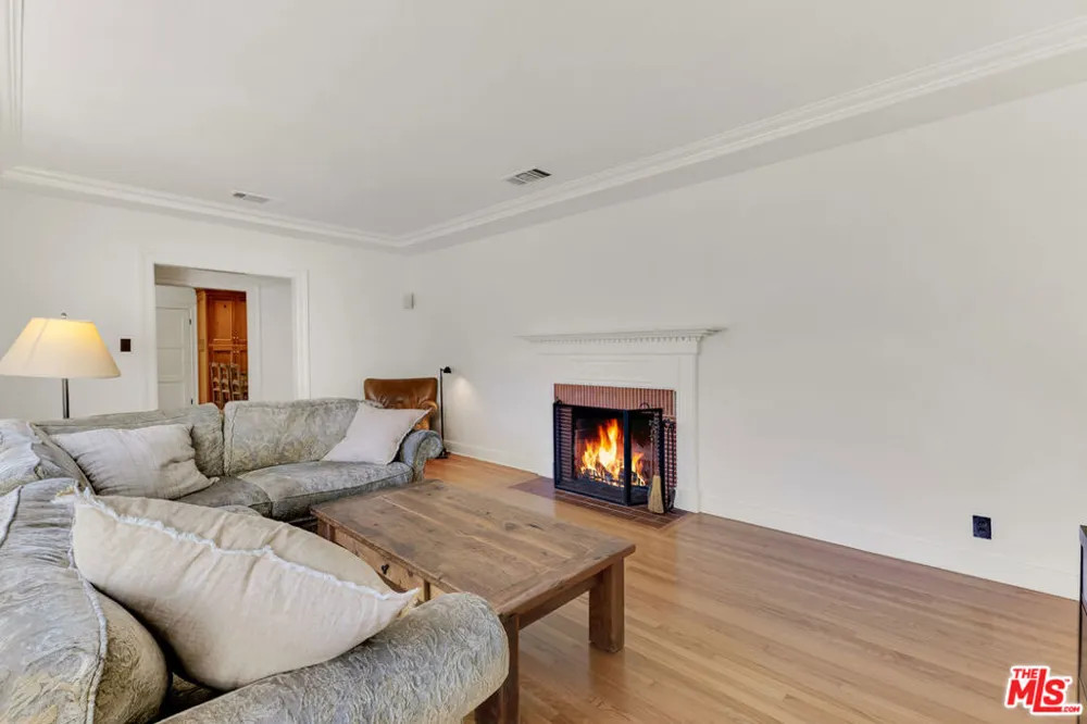 11951 Landale Street Studio City, CA 91607