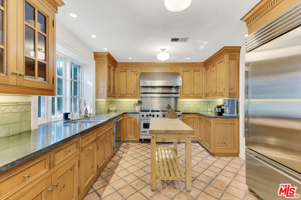 11951 Landale Street Studio City, CA 91607