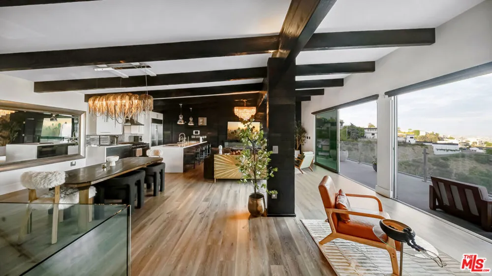 1664 Mountcrest Avenue Los Angeles, CA 90069