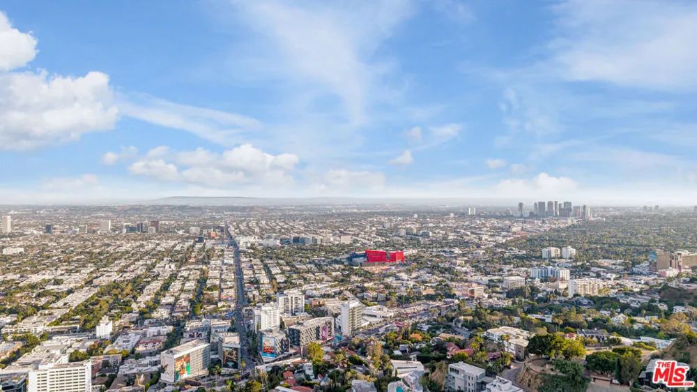 1664 Mountcrest Avenue Los Angeles, CA 90069
