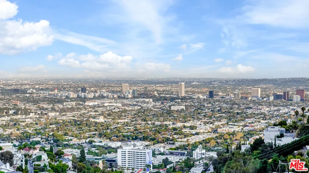1664 Mountcrest Avenue Los Angeles, CA 90069