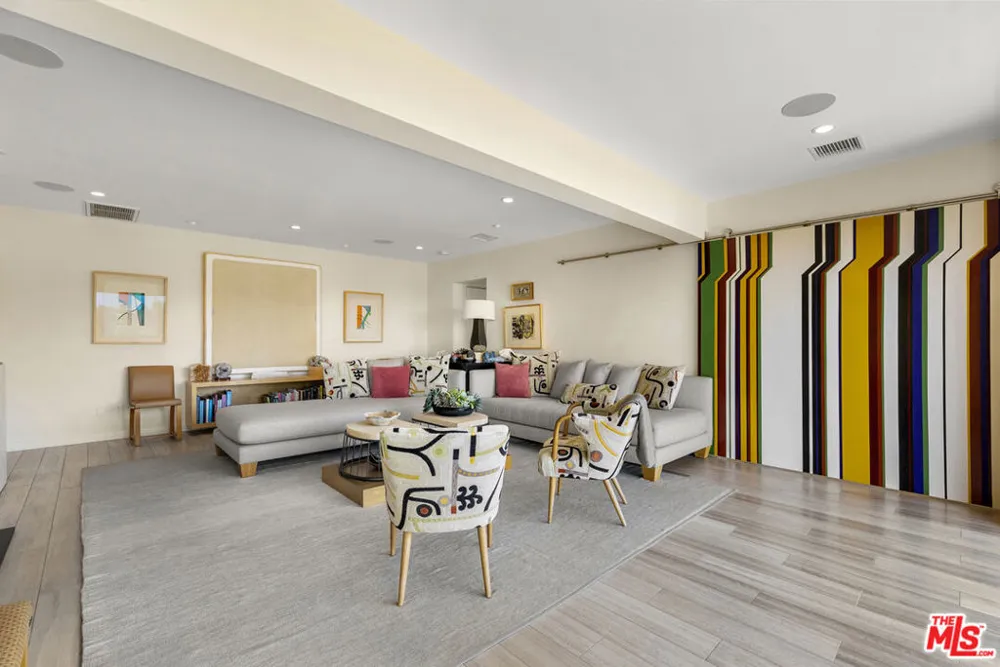 1364 Angelo Drive Los Angeles, CA 90210