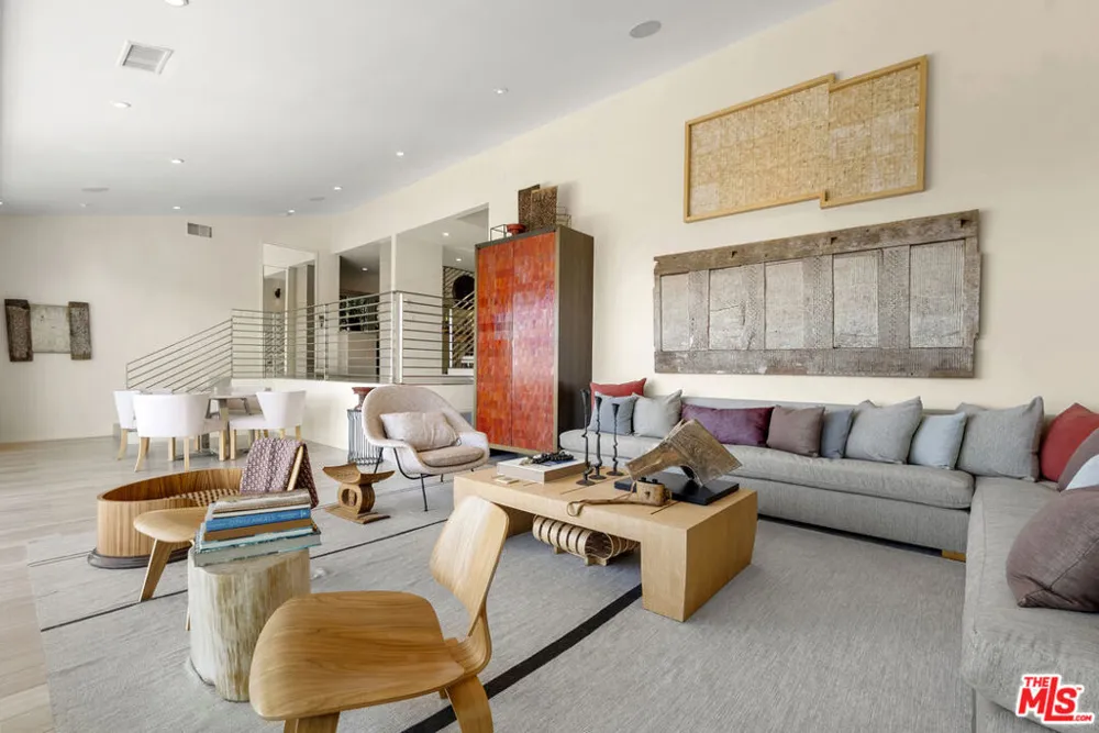 1364 Angelo Drive Los Angeles, CA 90210