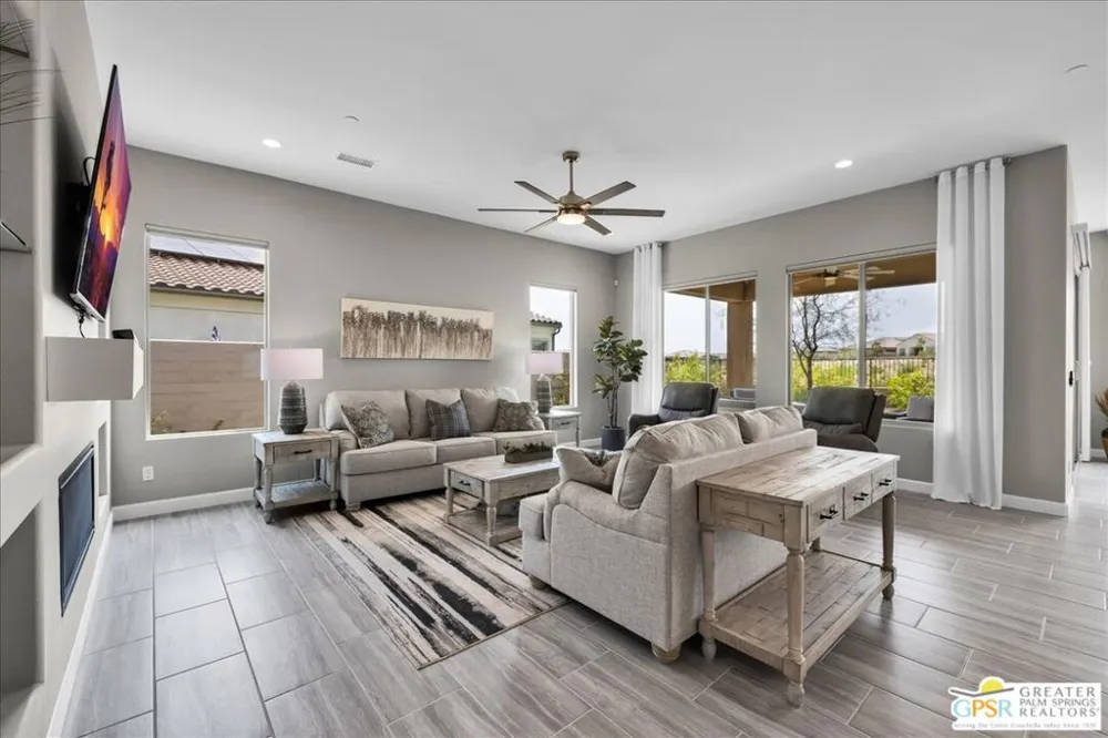 45 Magnum Rancho Mirage, CA 92270