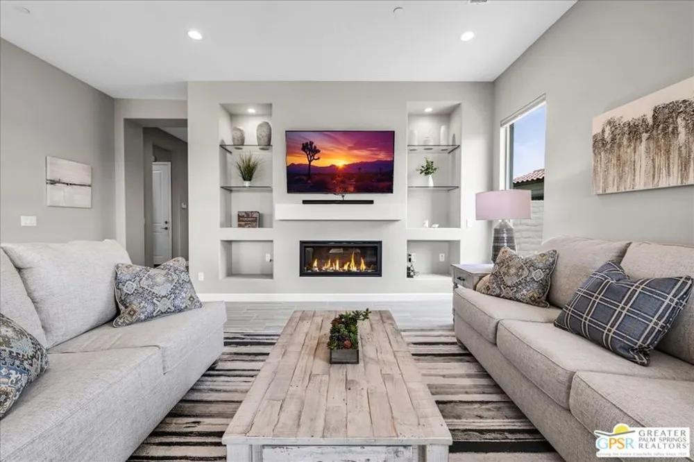 45 Magnum Rancho Mirage, CA 92270
