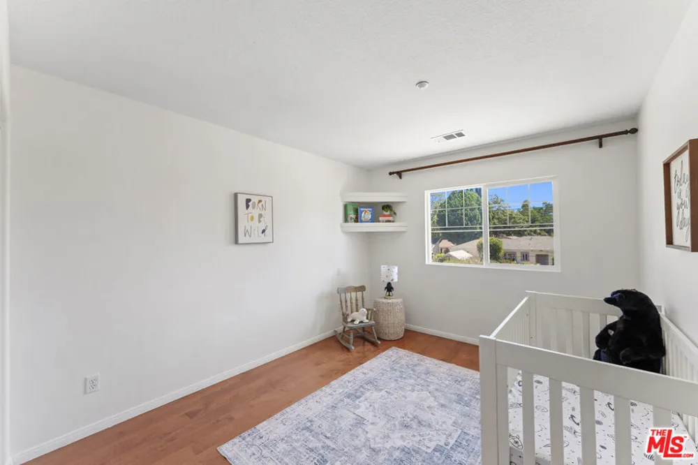 7701 Jordan Avenue Los Angeles, CA 91304