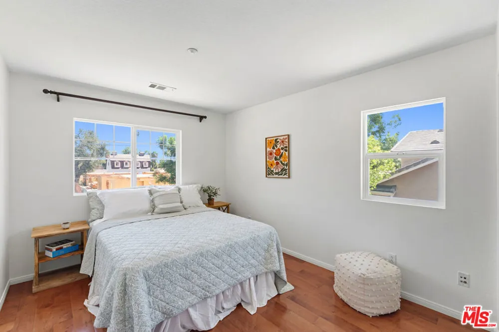 7701 Jordan Avenue Los Angeles, CA 91304