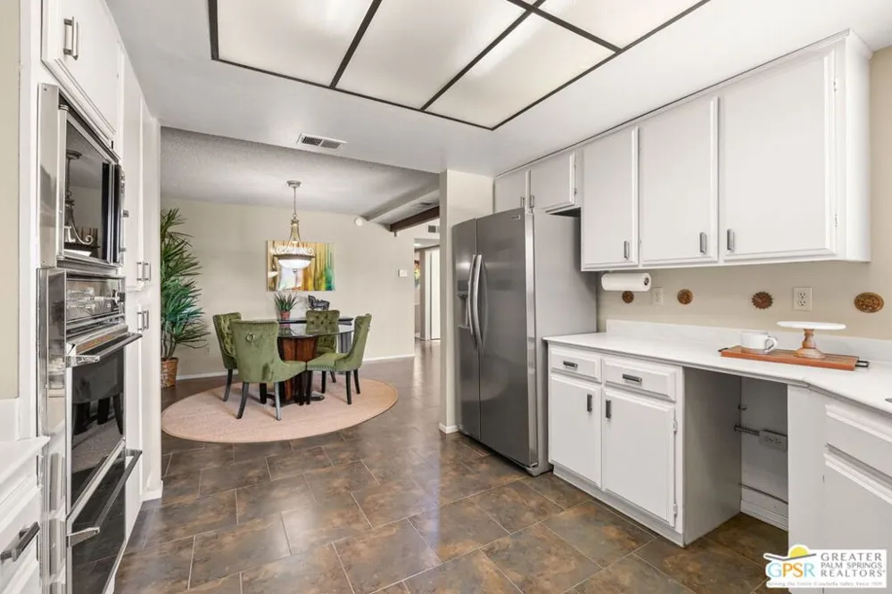 3155 E Ramon Road #406 Palm Springs, CA 92264