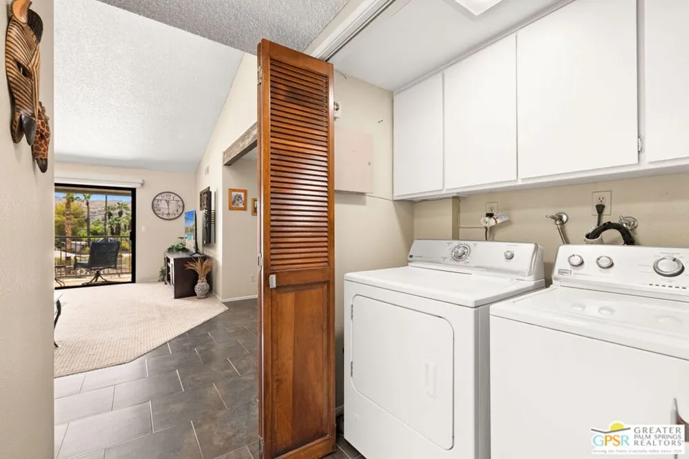 3155 E Ramon Road #406 Palm Springs, CA 92264