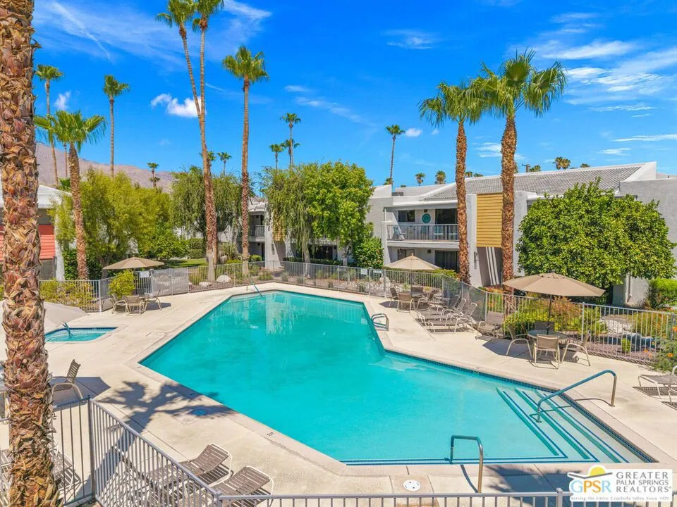 3155 E Ramon Road #406 Palm Springs, CA 92264