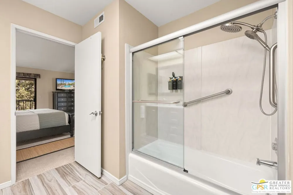 3155 E Ramon Road #406 Palm Springs, CA 92264
