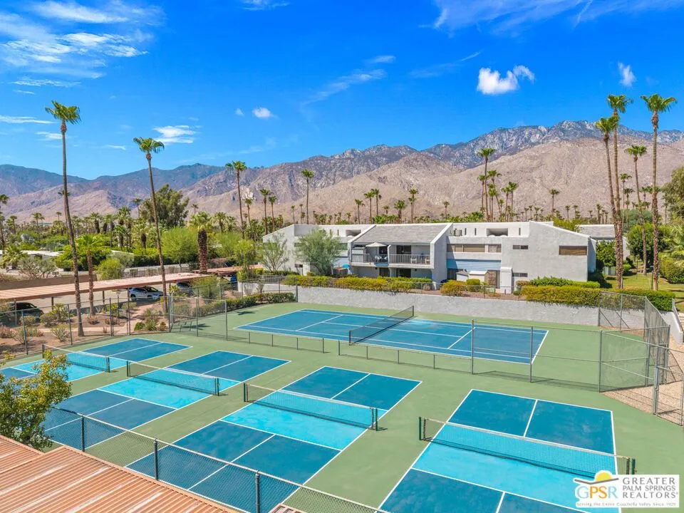 3155 E Ramon Road #406 Palm Springs, CA 92264