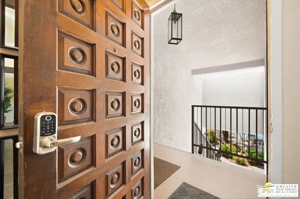 3155 E Ramon Road #406 Palm Springs, CA 92264