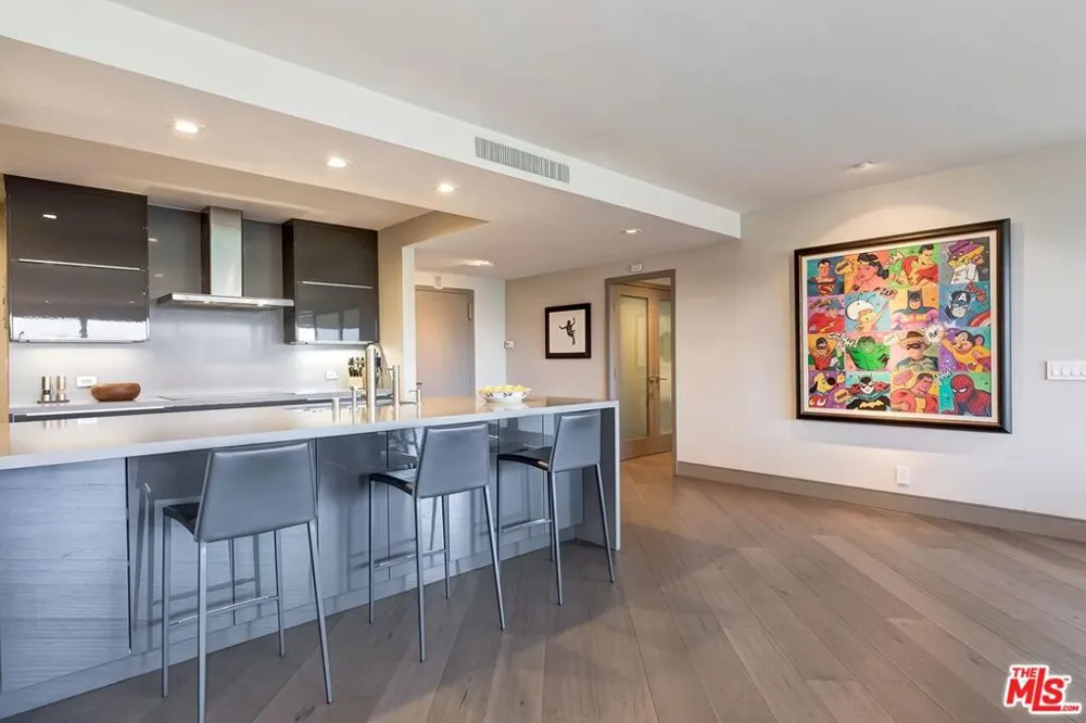 865 Comstock Avenue #16F Los Angeles, CA 90024
