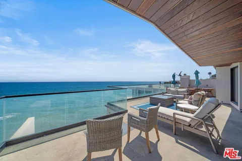 20630 Pacific Coast Highway