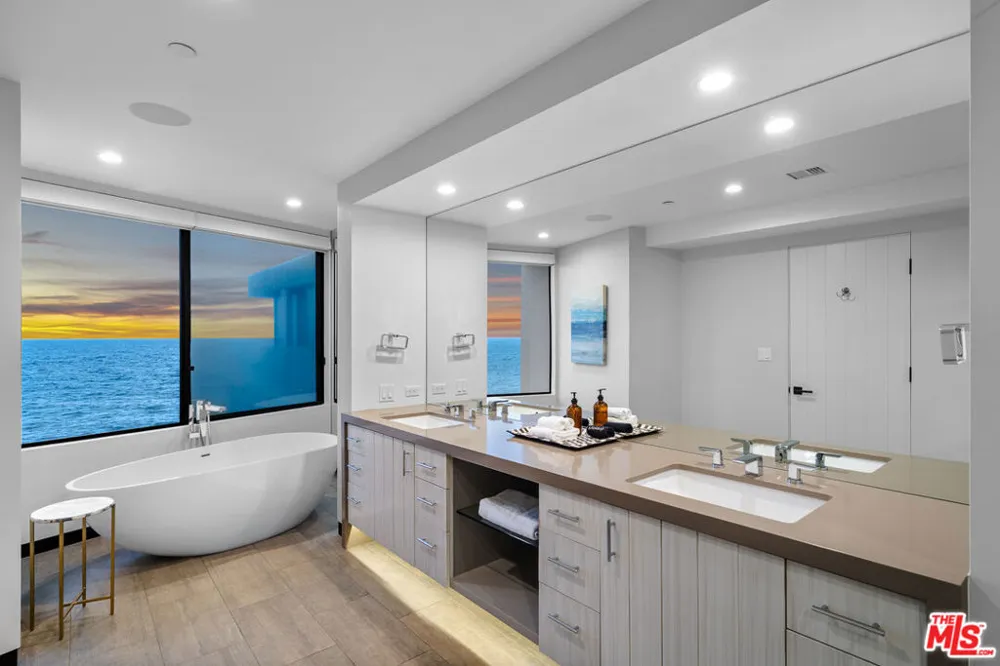 20630 Pacific Coast Highway Malibu, CA 90265
