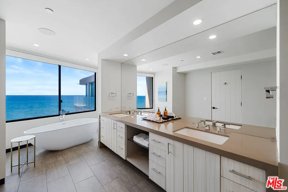20630 Pacific Coast Highway Malibu, CA 90265