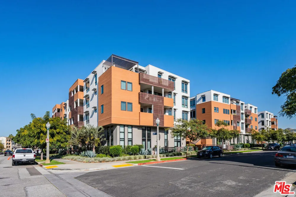6030 Seabluff Drive #423 Los Angeles, CA 90094