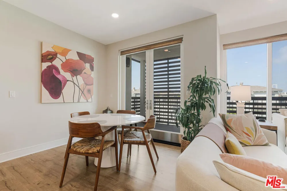 6030 Seabluff Drive #423 Los Angeles, CA 90094