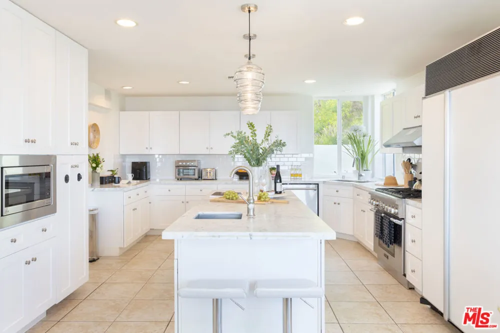 31235 Bailard Road Malibu, CA 90265