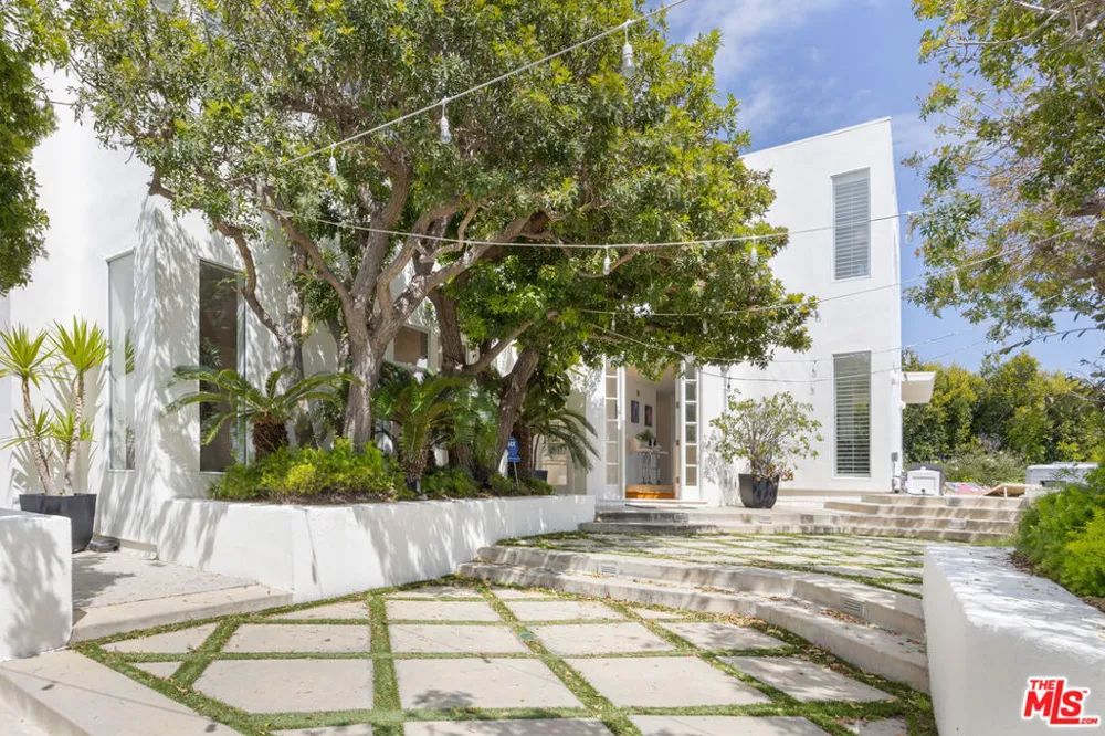 31235 Bailard Road Malibu, CA 90265