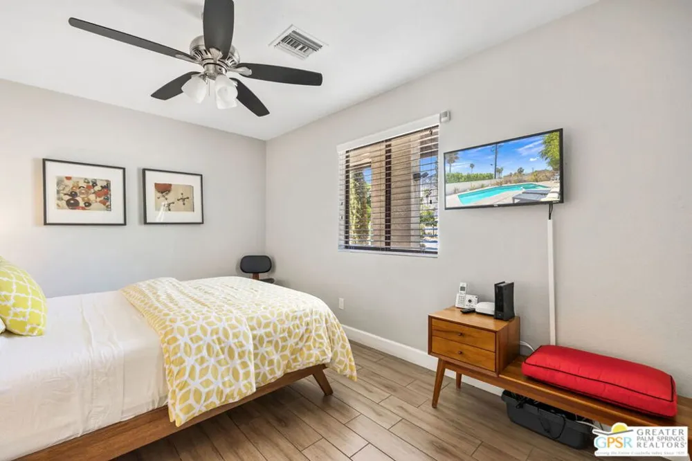 2342 San Gorgonio Road Palm Springs, CA 92262