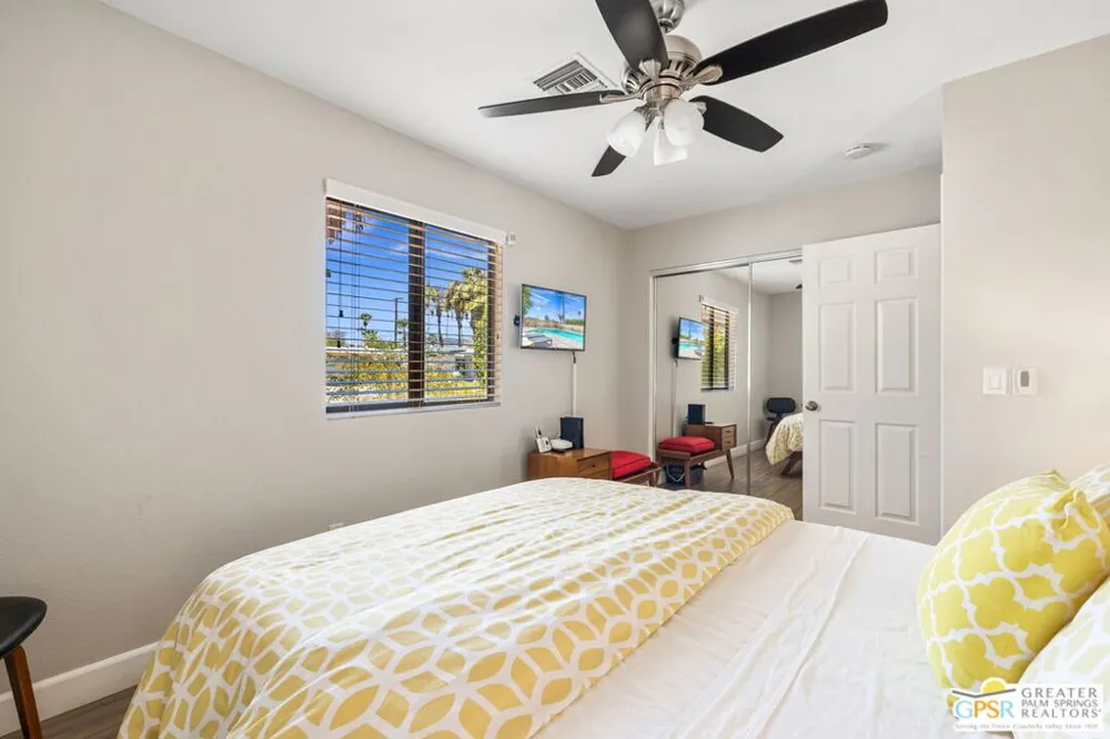 2342 San Gorgonio Road Palm Springs, CA 92262