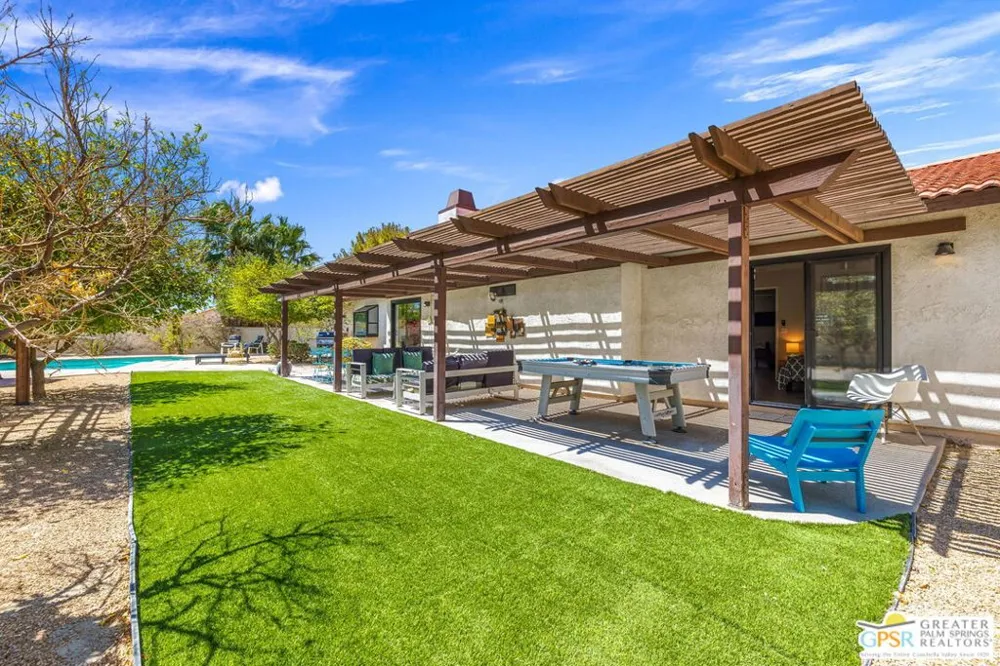 2342 San Gorgonio Road Palm Springs, CA 92262