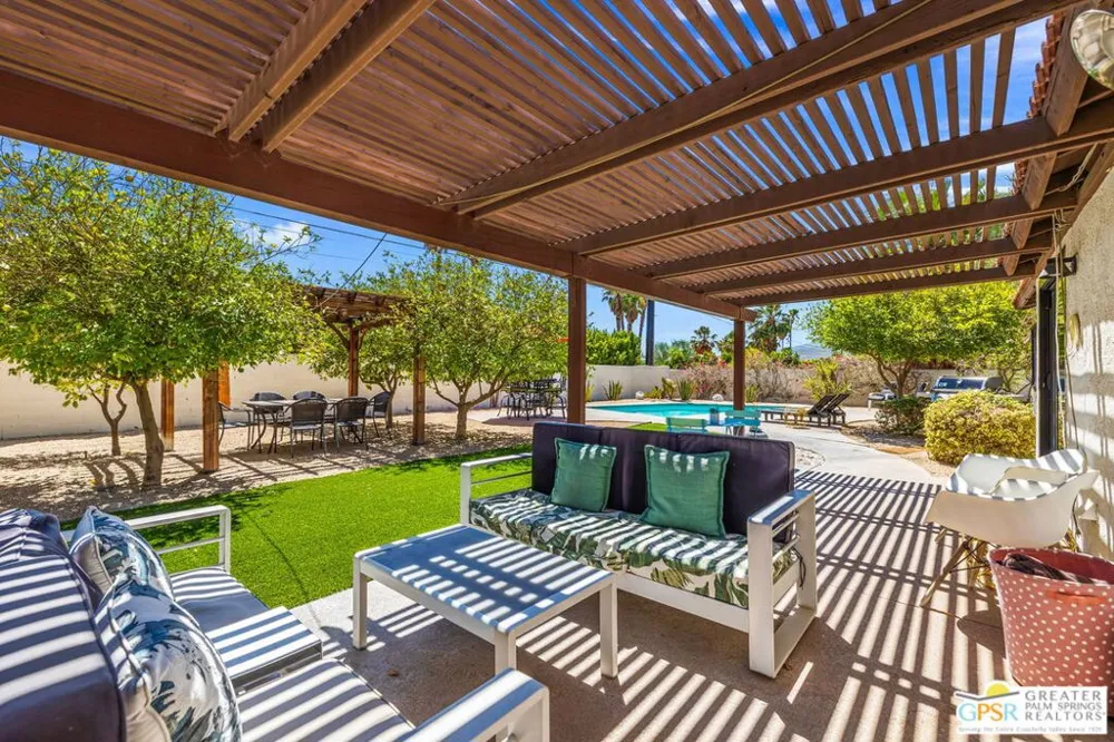 2342 San Gorgonio Road Palm Springs, CA 92262