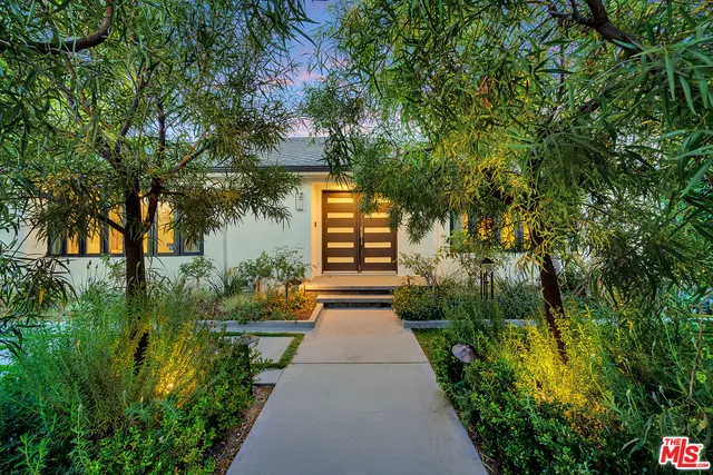 344 S Roxbury Drive Beverly Hills, CA 90212