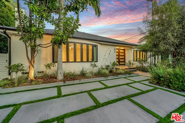 344 S Roxbury Drive Beverly Hills, CA 90212