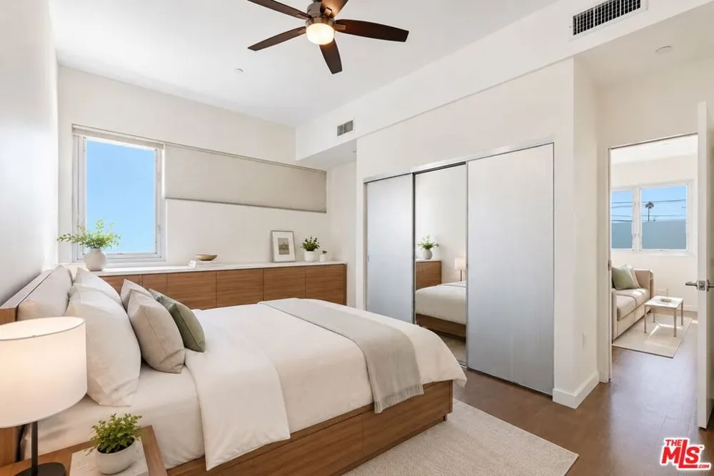 3130 Hutchison Avenue Los Angeles, CA 90034