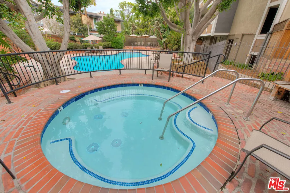 6375 Green Valley Circle #104 Culver City, CA 90230